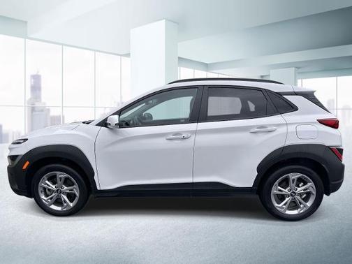 Lunar White 2023 Hyundai KONA SEL