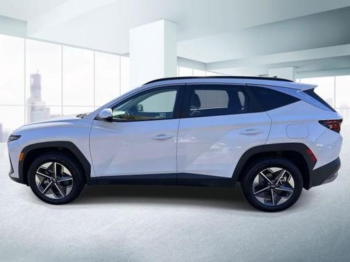 Serenity White Pearl 2025 Hyundai TUCSON SEL
