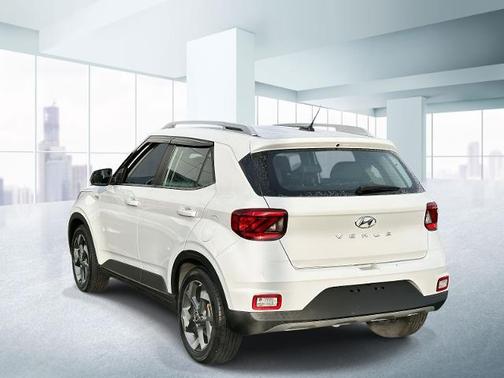 2023 Hyundai VENUE SEL