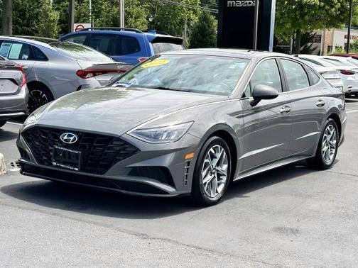 2022 Hyundai SONATA SEL