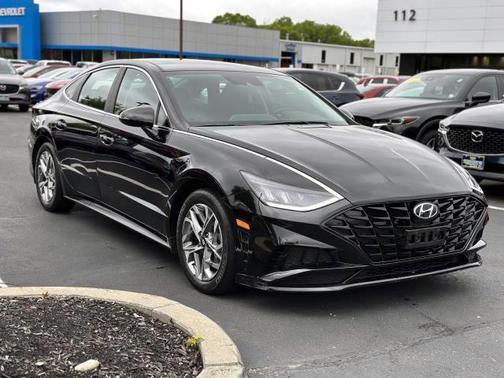 2022 Hyundai SONATA SEL