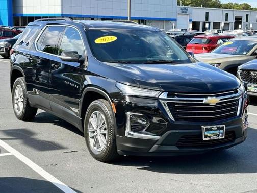 2022 Chevrolet Traverse LT Leather