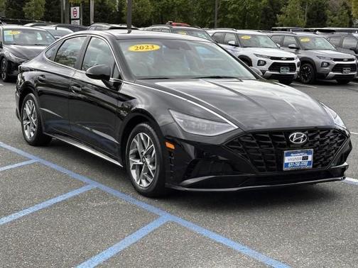 Onyx Black 2023 Hyundai SONATA SEL