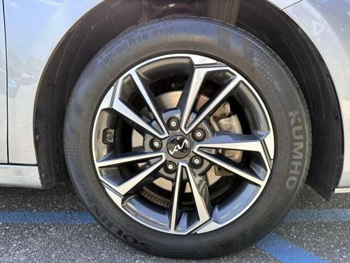 Steel Gray 2024 Kia Forte LXS