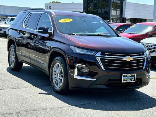 2022 Chevrolet Traverse LT Cloth