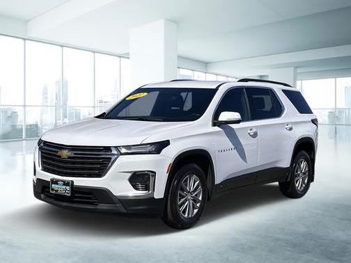 2022 Chevrolet Traverse LT Leather