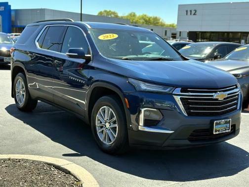 2022 Chevrolet Traverse LT Cloth
