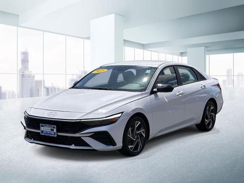White 2025 Hyundai ELANTRA SEL Sport
