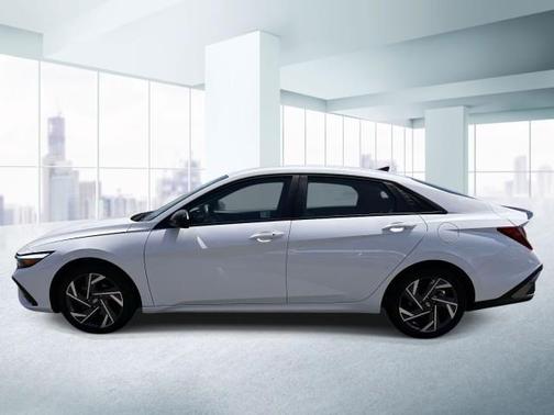 White 2025 Hyundai ELANTRA SEL Sport
