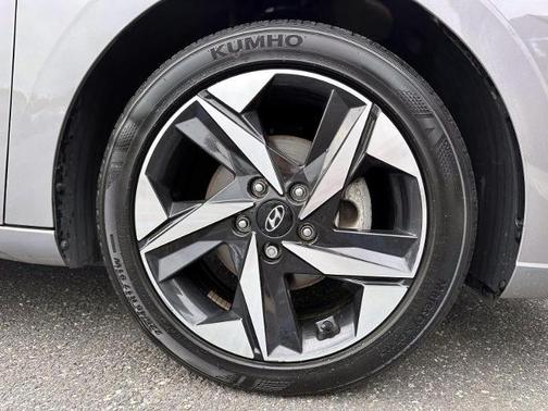 Metal 2023 Hyundai ELANTRA SEL