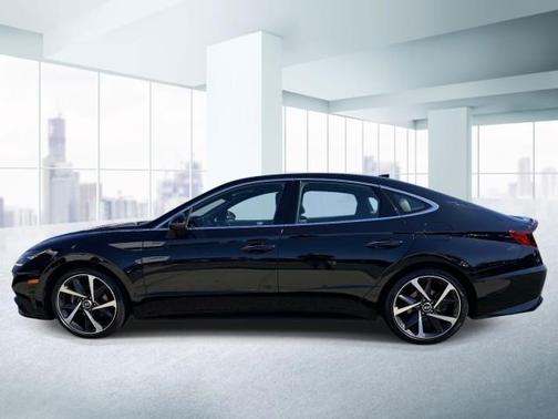 Onyx Black 2023 Hyundai SONATA SEL Plus