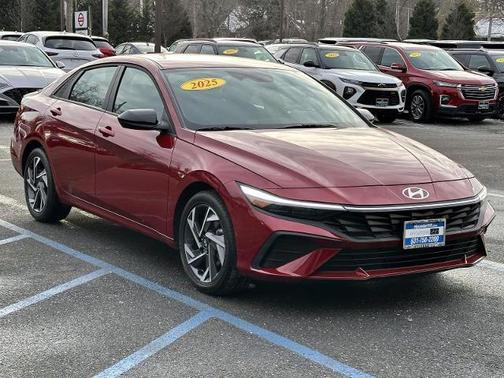 2025 Hyundai ELANTRA SEL Sport