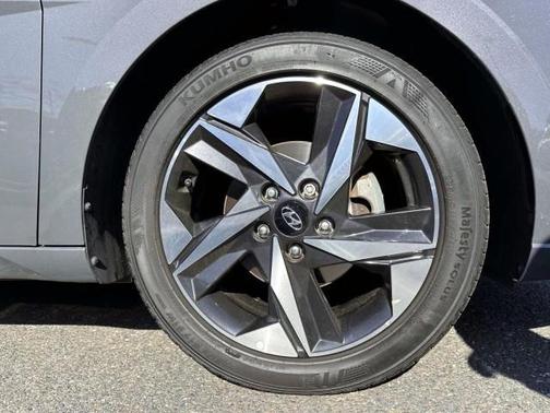 Gray 2023 Hyundai ELANTRA SEL