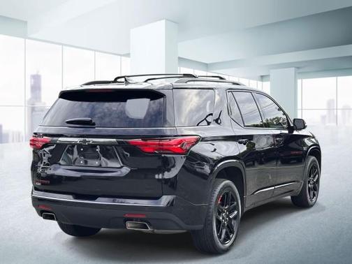 Mosaic Black Metallic 2024 Chevrolet Traverse Limited Premier