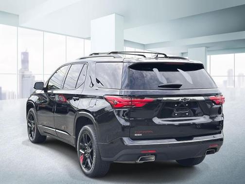 Mosaic Black Metallic 2024 Chevrolet Traverse Limited Premier