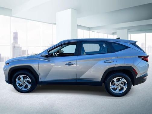 2023 Hyundai TUCSON SE