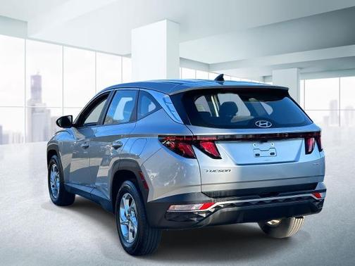 2023 Hyundai TUCSON SE