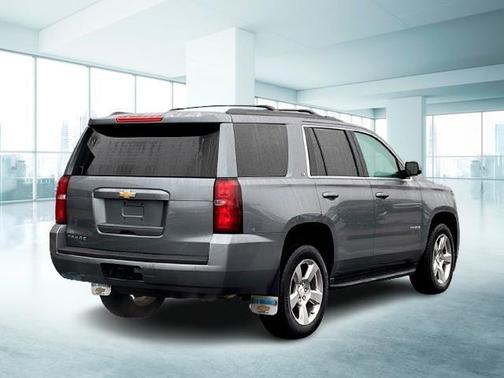 Photo 3 of 28 of 2019 Chevrolet Tahoe LT