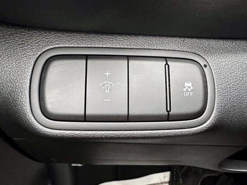 Onyx Black 2023 Hyundai VENUE SEL