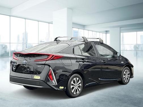 2022 Toyota Prius Prime XLE