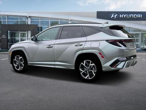 2025 Hyundai TUCSON Hybrid N Line
