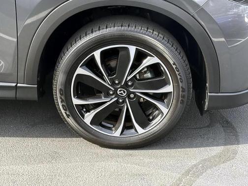 2023 Mazda CX-5 Premium Plus