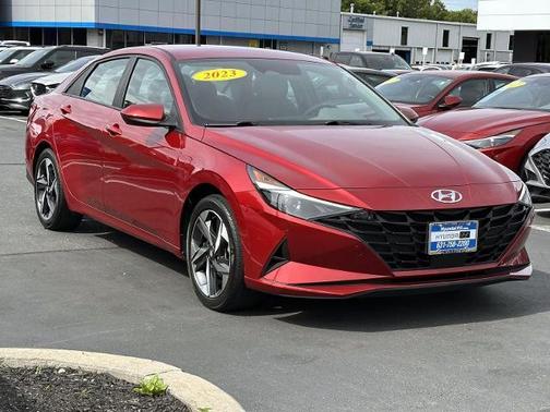 Red 2023 Hyundai ELANTRA SEL