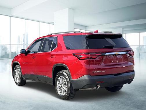 2022 Chevrolet Traverse LT Cloth