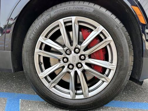 2022 Cadillac XT5 Sport