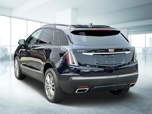 2022 Cadillac XT5 Sport