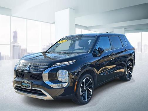 2022 Mitsubishi Outlander SE