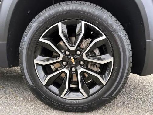 Mosaic Black Metallic 2023 Chevrolet Trailblazer ACTIV