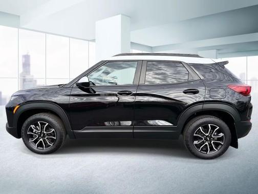 Mosaic Black Metallic 2023 Chevrolet Trailblazer ACTIV