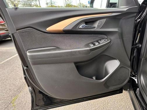 Mosaic Black Metallic 2023 Chevrolet Trailblazer ACTIV
