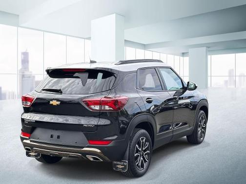 Mosaic Black Metallic 2023 Chevrolet Trailblazer ACTIV