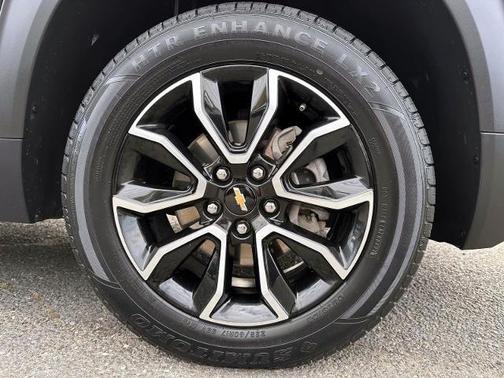 Mosaic Black Metallic 2023 Chevrolet Trailblazer ACTIV