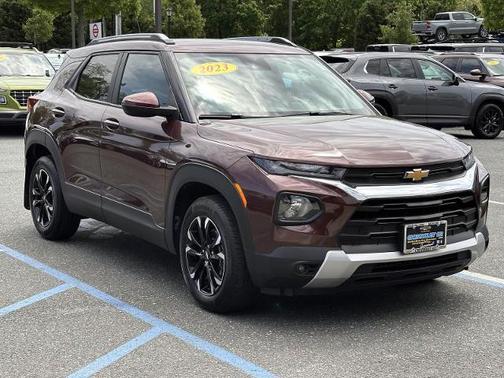 Mahogany Red Metallic 2023 Chevrolet Trailblazer LT