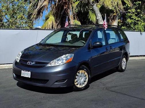 2009 Toyota Sienna CE