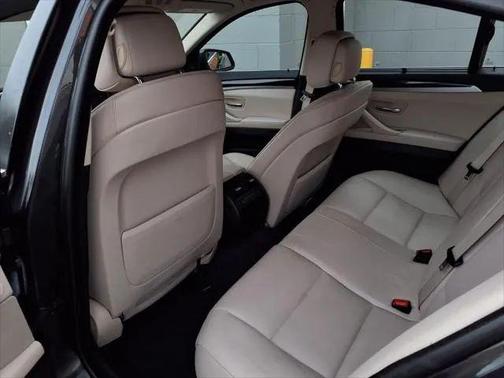 2011 BMW 535 i xDrive