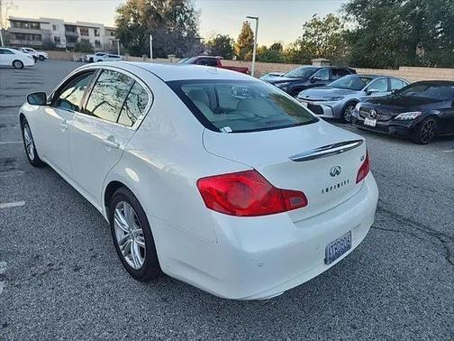 2011 INFINITI G37 Journey