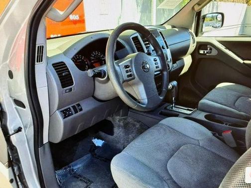 2014 Nissan Frontier SV