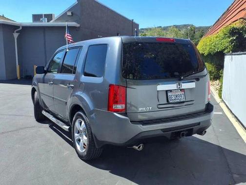 2012 Honda Pilot EX-L w/ Navigation