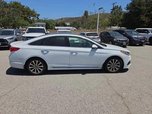 Quartz White Pearl 2016 Hyundai SONATA Limited