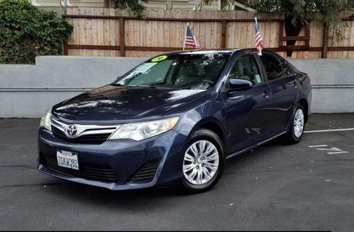2014 Toyota Camry LE