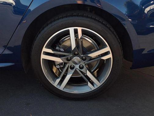 Scuba Blue Metallic 2018 Audi A4 2.0T Premium Plus