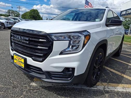 Summit White 2023 GMC Terrain SLT