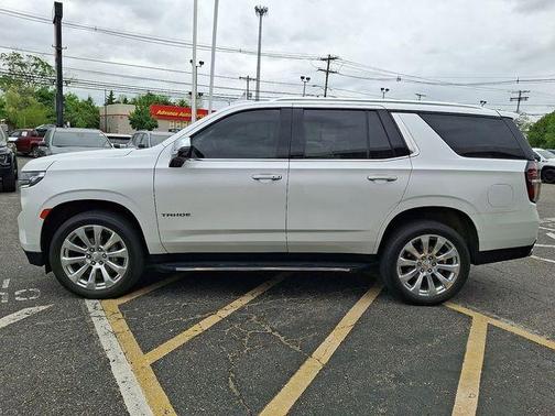 Iridescent Pearl Tricoat 2023 Chevrolet Tahoe Premier