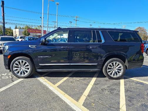 2024 GMC Yukon XL Denali