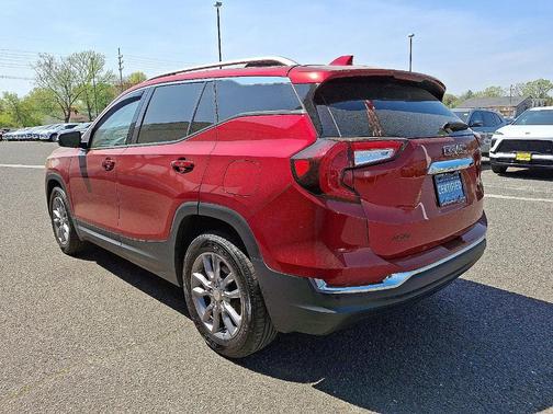 2022 GMC Terrain SLT