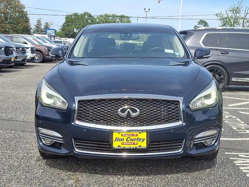 2016 INFINITI Q70 3.7X
